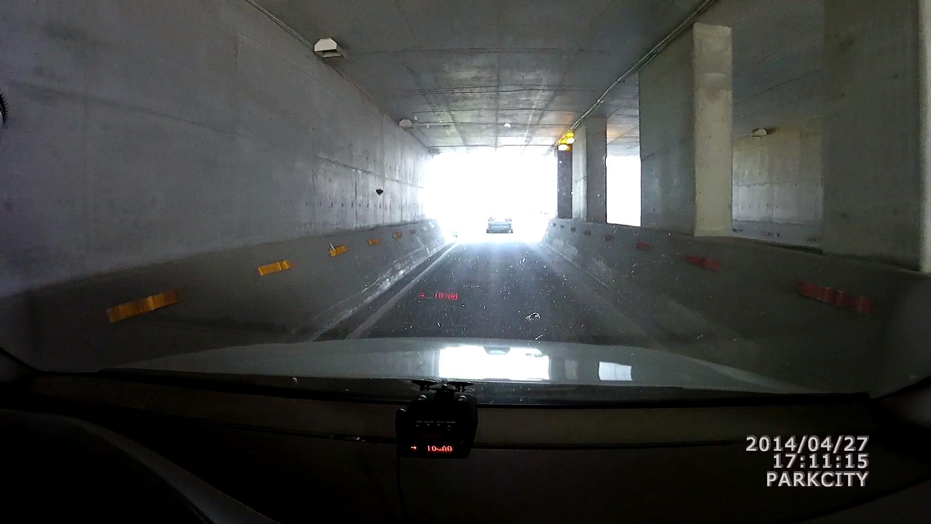 ParkCity 750 скрин туннель.jpg